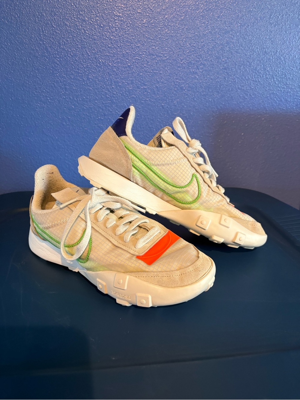 Nike Waffle Racer 2X Desert Sand-Summit Women's Shoes
